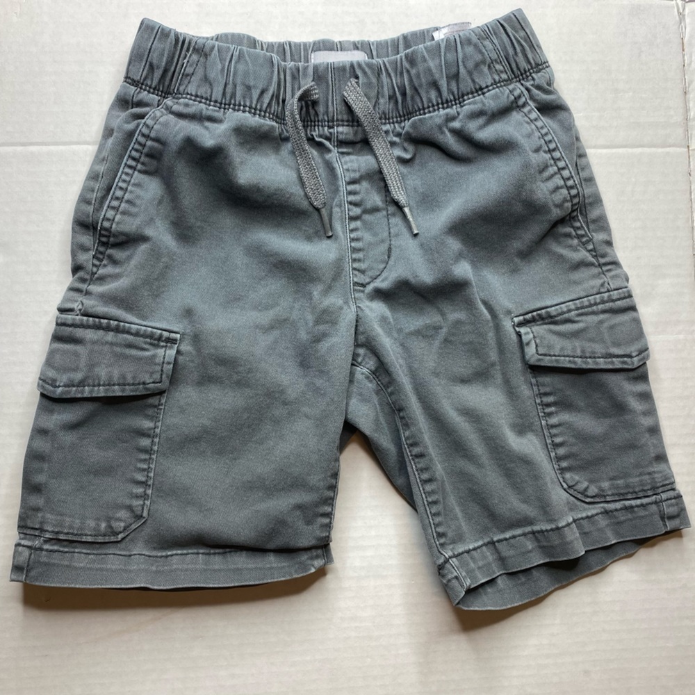 Old Navy Boys Size 8 Washed Gray Elastic Waistband With Drawstring Cargo Shorts